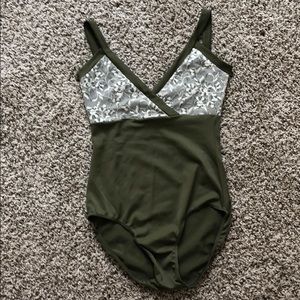 LIMITED EDITION CAPEZIO